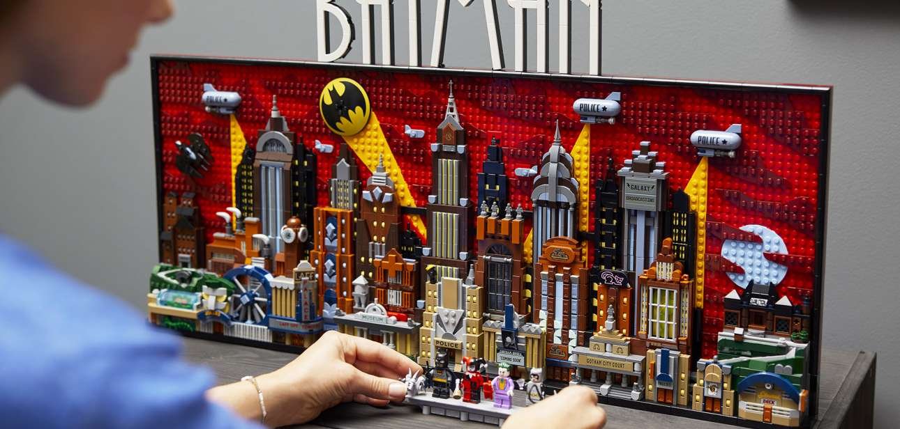 LEGO DC Batman Gotham City Skyline celebra gli 85 anni dell'uomo pipistrello