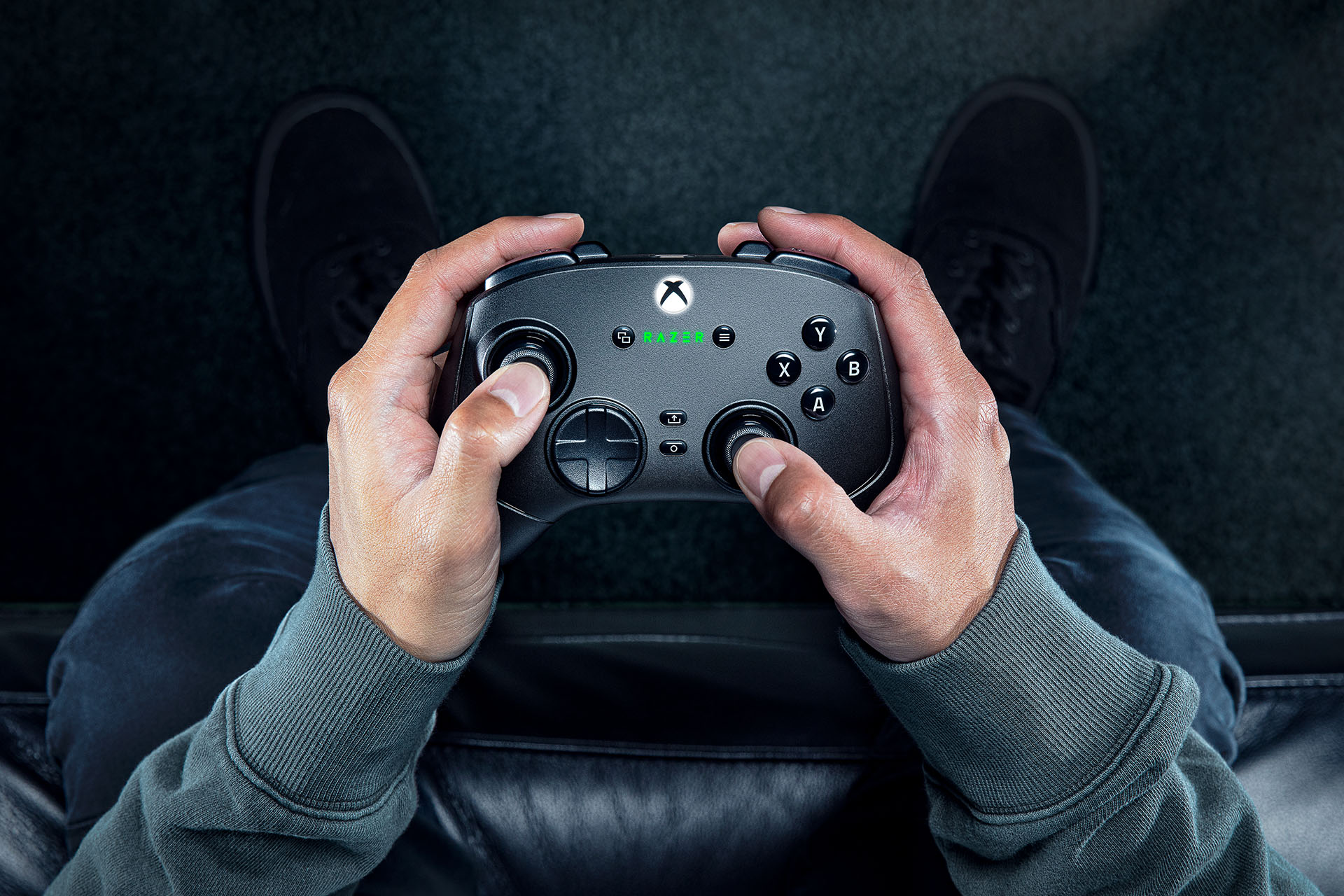 Razer Wolverine V3 Pro: un controller Xbox e PC per i professionisti degli esport